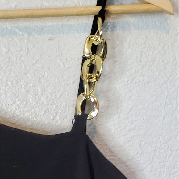 💚5/$25 Emma & Michele Black Gold Chain One-Shoulder Dressy Jumpsuit Wide Leg - Picture 4 of 7